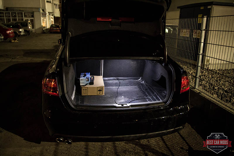 Audi A4 B8 - trunk light after LED upgrade 3